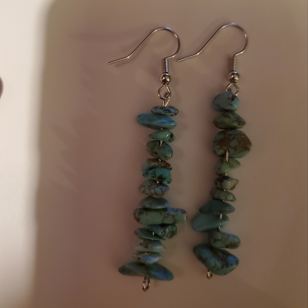 Hand crafted Dyed Turquoise Howlite Chip Bead Earrings.